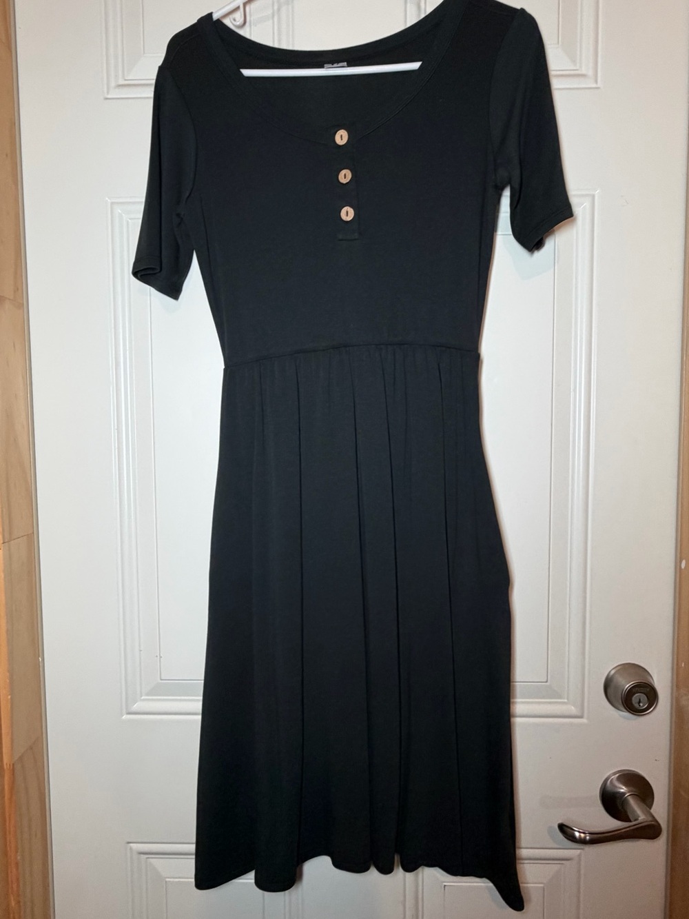 MADE IN CANADA Bamboo&Cotton Black Short-Sleeve Midi Dress NEVER WORN